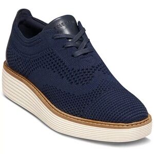 Women's OriginalGrand Platform Stitchlite Wingtip Oxfords in navy blue excellent